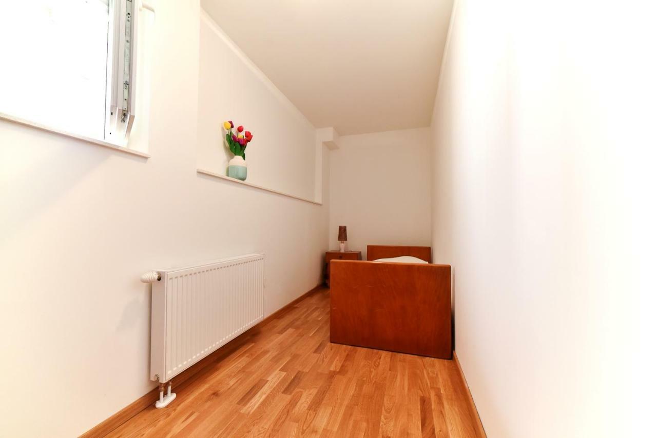 Apartman Hertz Imotski Exteriör bild